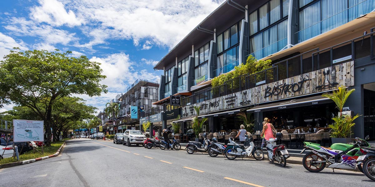 boat avenue phuket